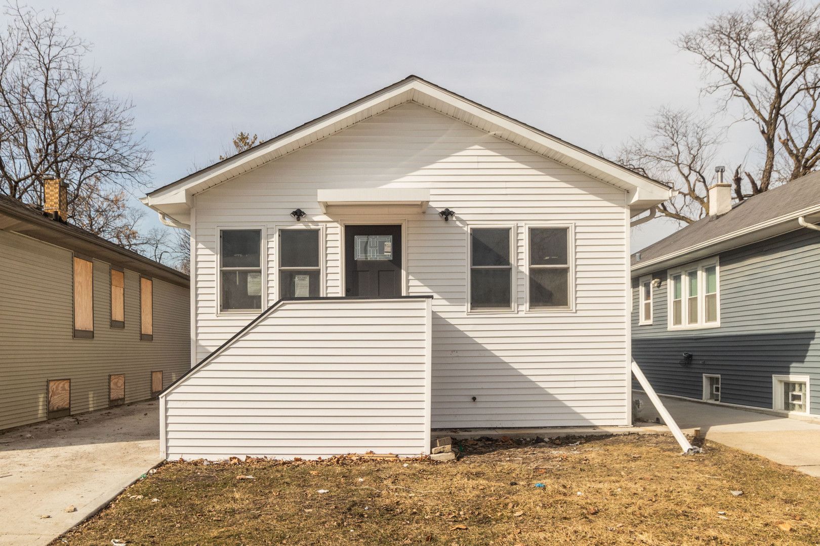 1924 S 17th Avenue — Maywood, IL 60153