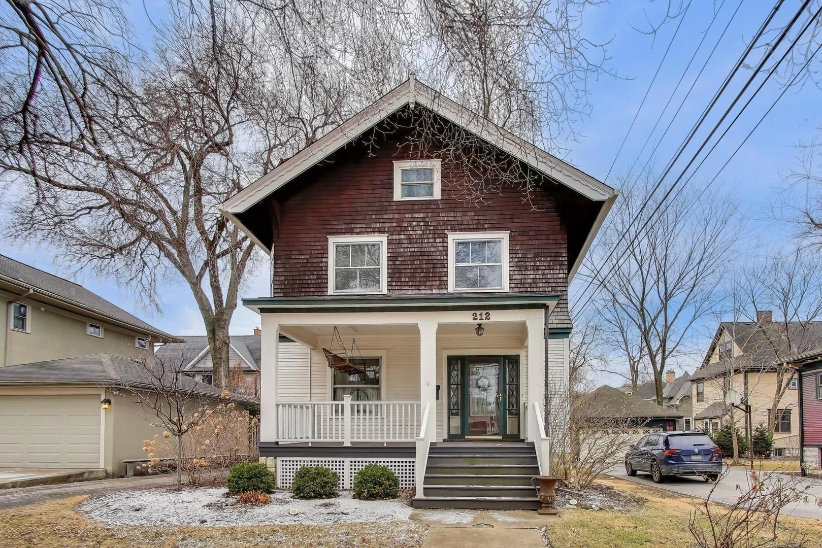 212 E Elm Avenue — La Grange, IL 60525