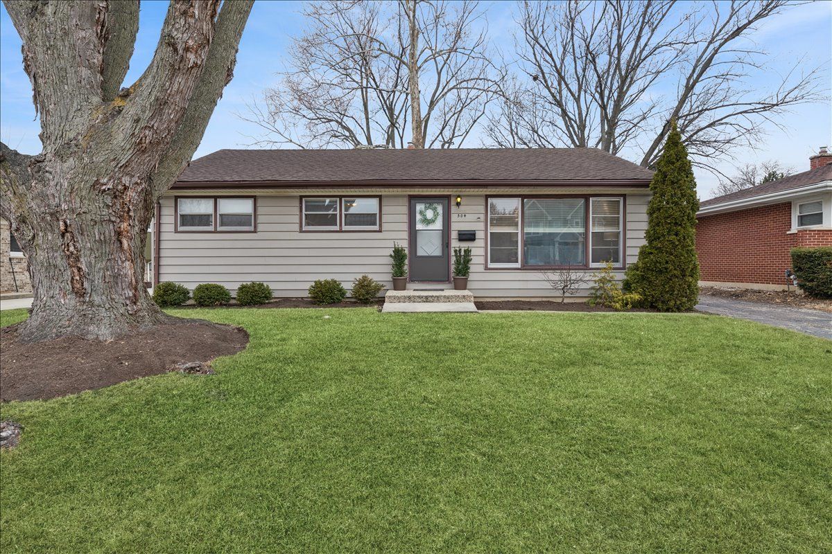 504 Russel Street, Mount Prospect, IL 60056