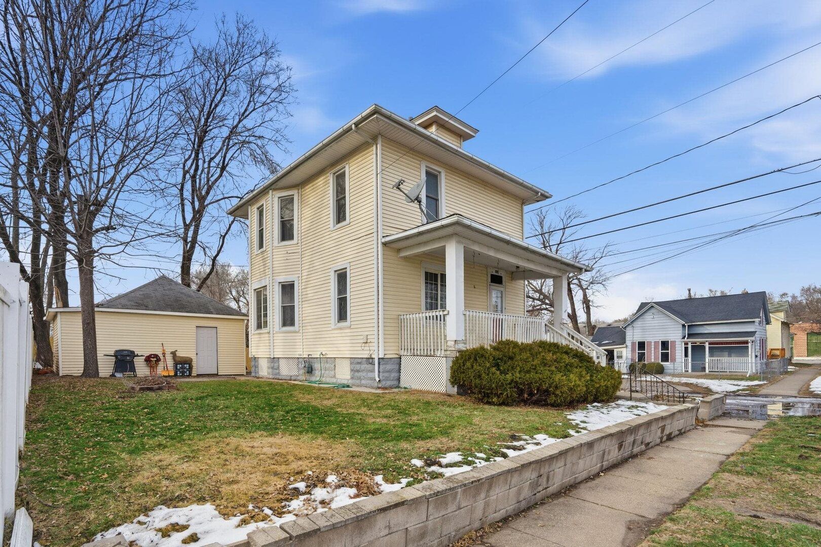 314 WASHINGTON Street — Davenport, IA 52802