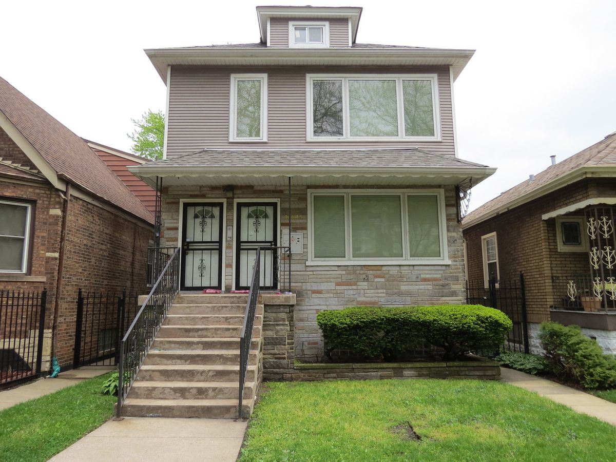 8445 PHILLIPS Avenue, Chicago, IL 60617