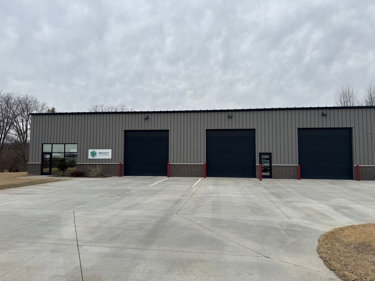 3286 Fields Drive, Bettendorf, IA 52722