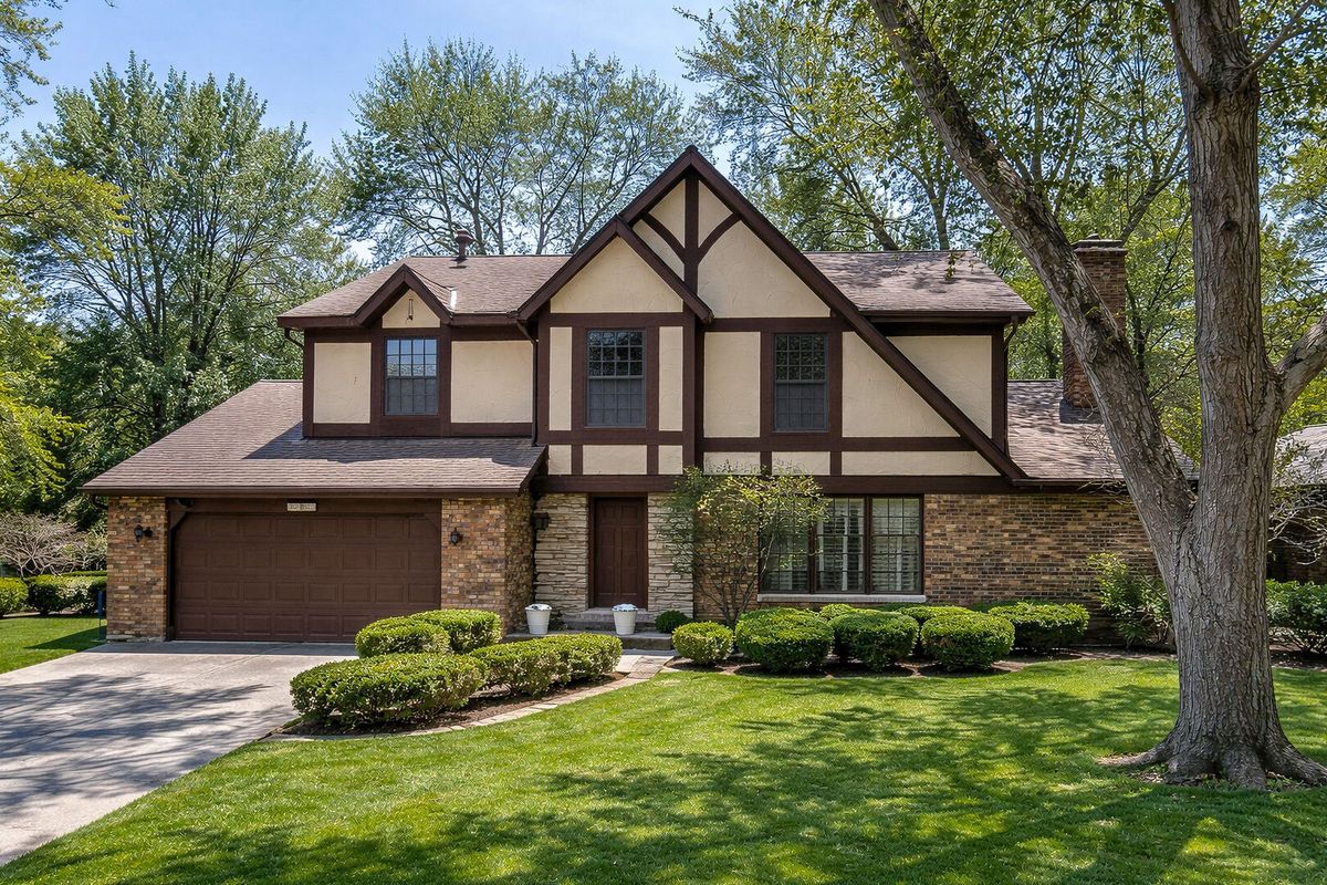 3810 Russett Lane, Northbrook, IL 60062