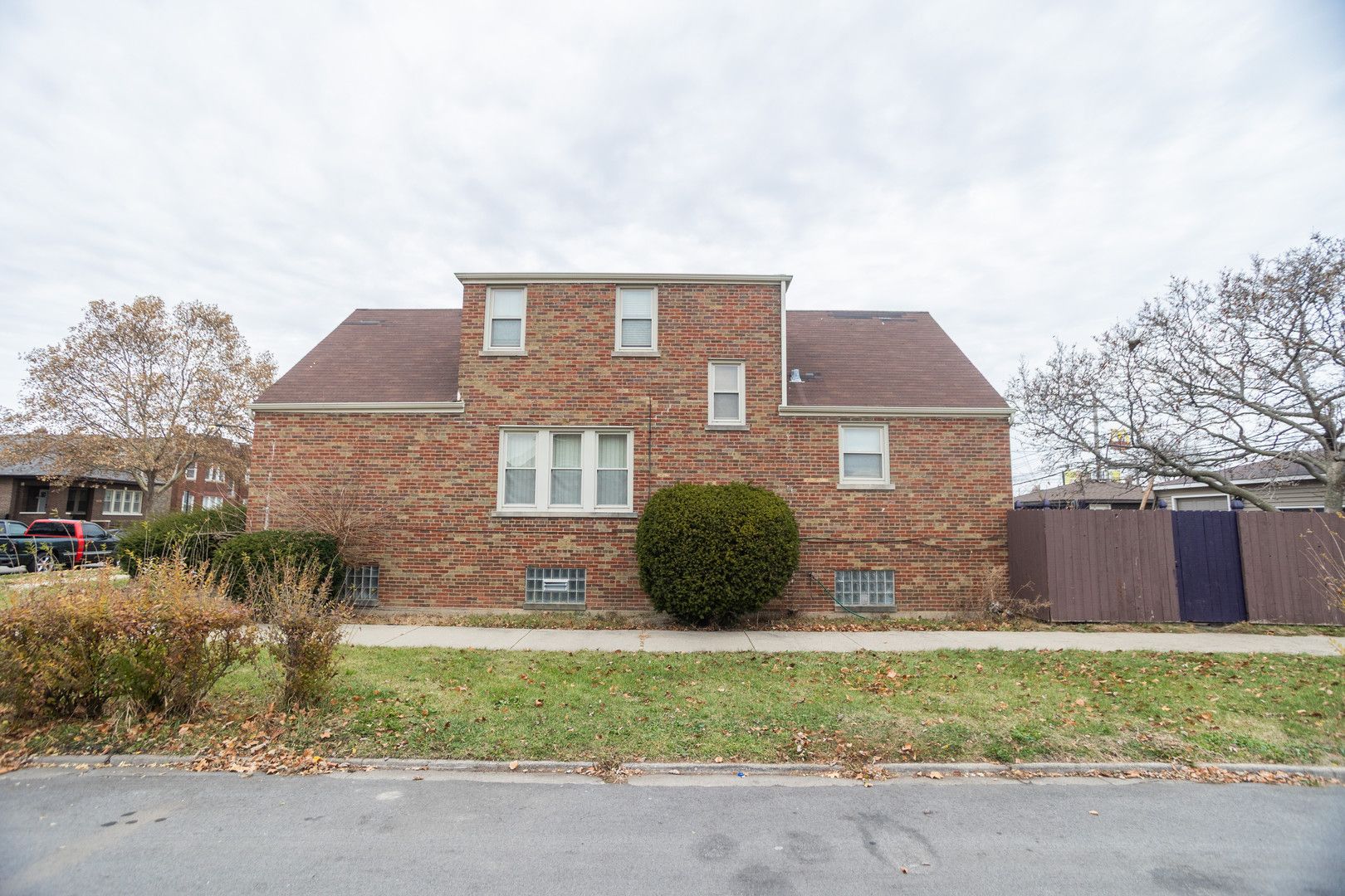 8359 Marshfield Avenue — Chicago, IL 60620