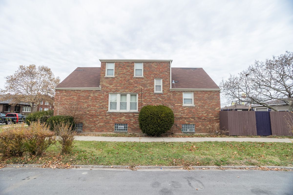 8359 Marshfield Avenue, Chicago, IL 60620
