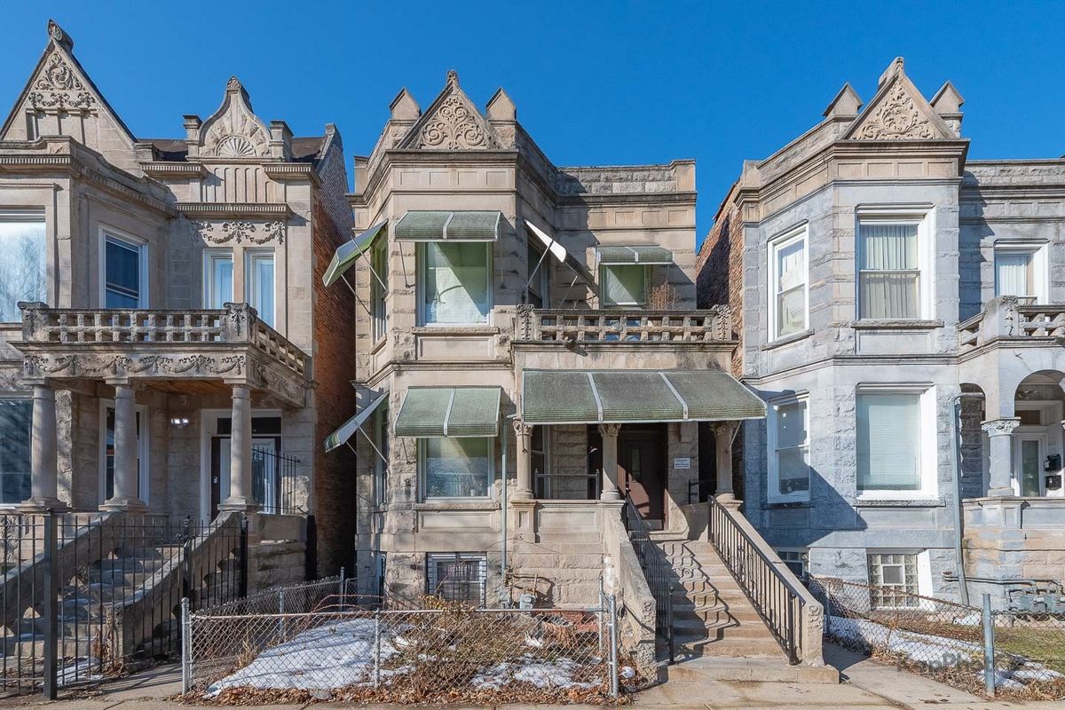 1512 Sawyer Avenue, Chicago, IL 60623