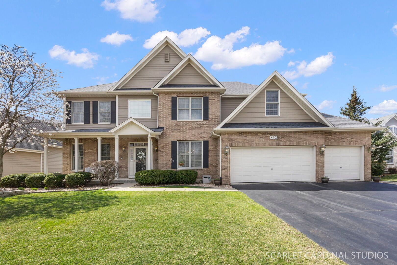 832 Deering Court — West Chicago, IL 60185