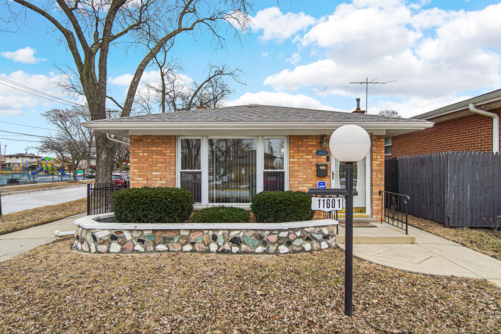 11601 S Ada Street — Chicago, IL 60643