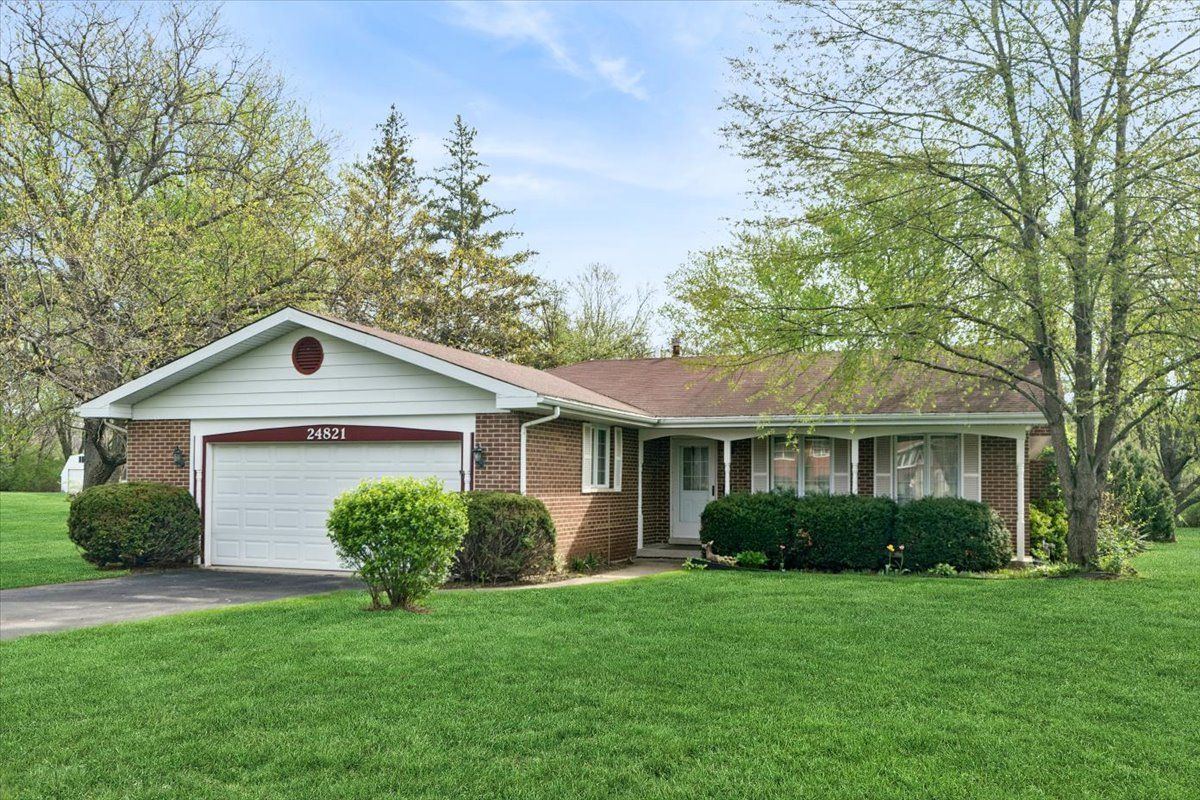 24821 S Michaels Street — Crete, IL 60417