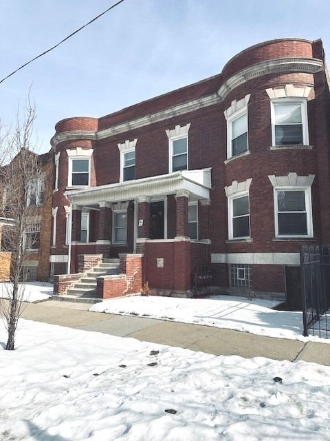 7033 S VERNON Avenue — Chicago, IL 60637
