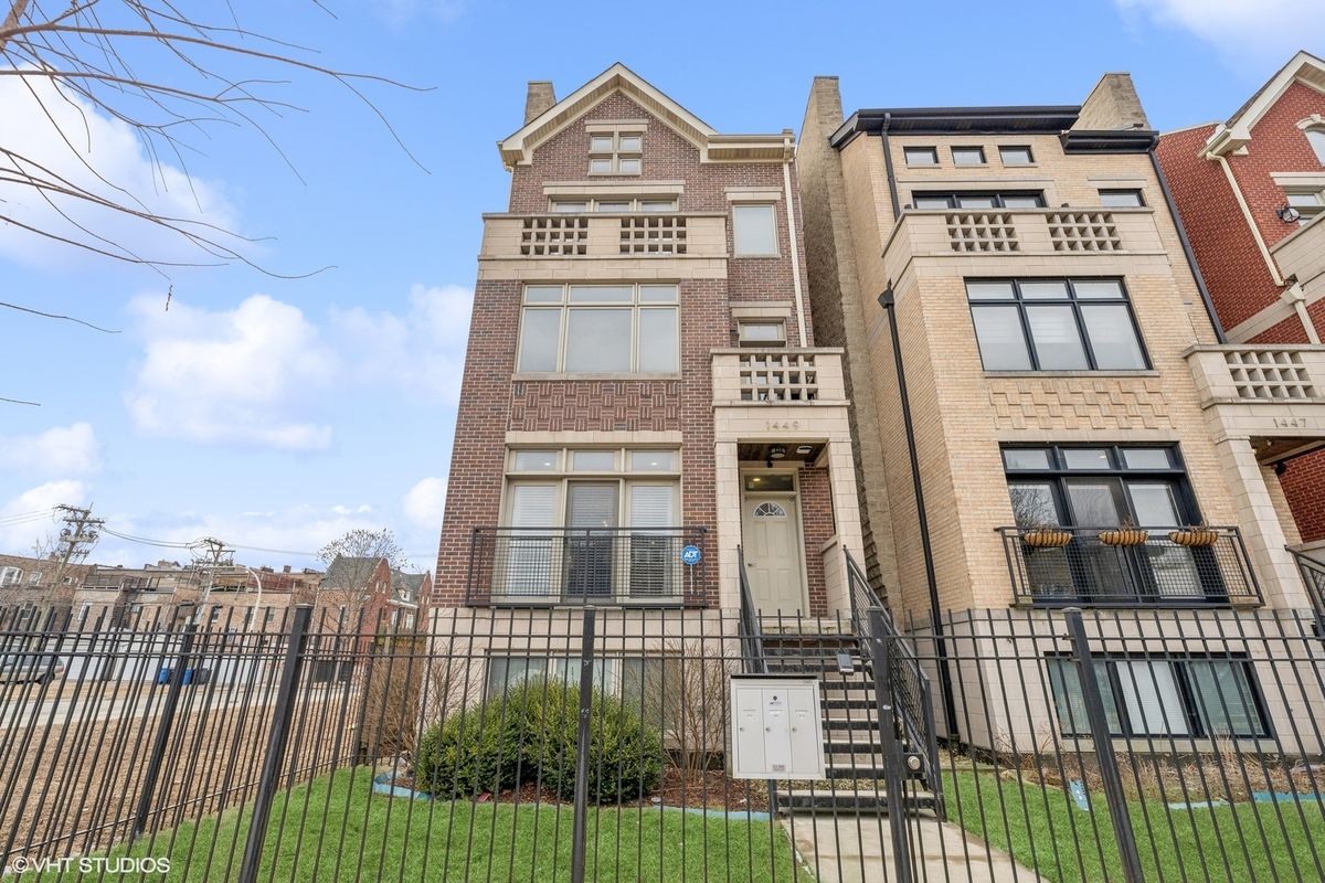 1449 65th Place, Chicago, IL 60637