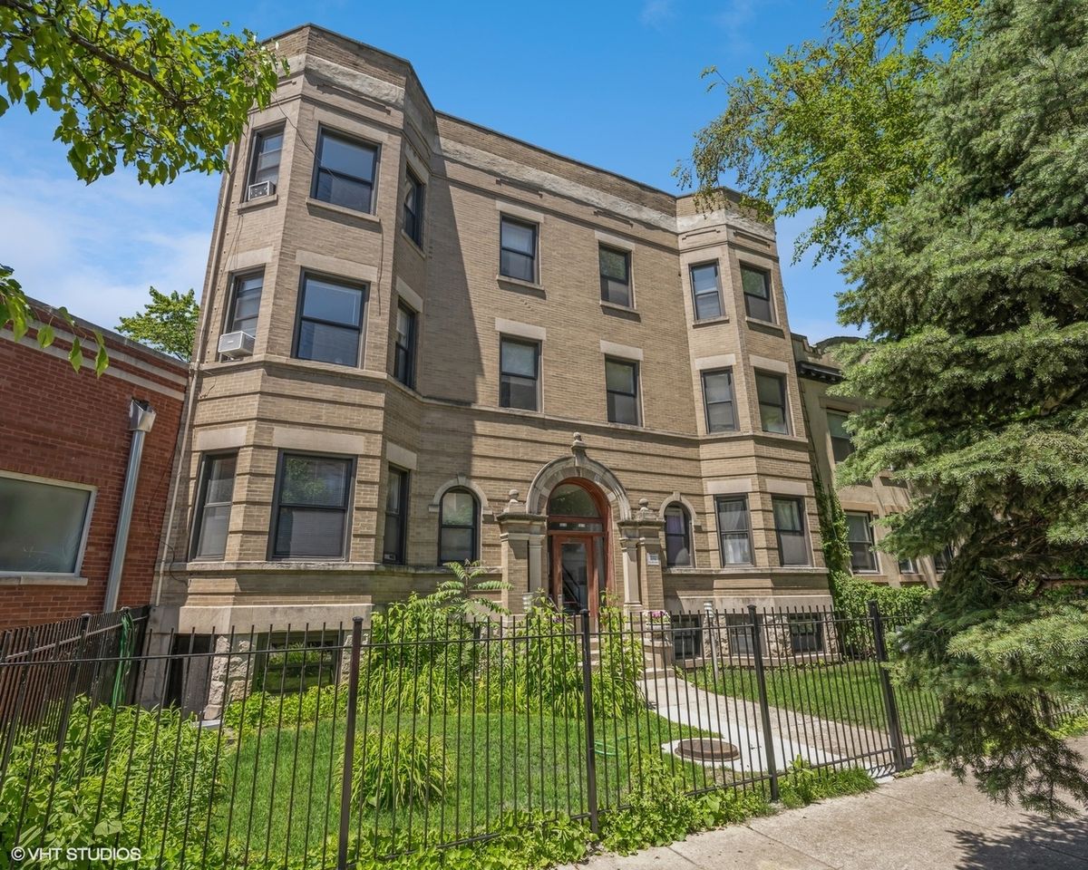 5618 Winthrop Avenue, Chicago, IL 60660