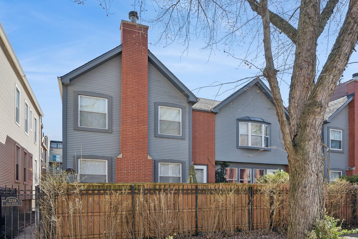 3239 Kenmore Avenue, Chicago, IL 60657