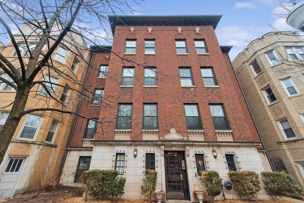 6650 Glenwood Avenue, Chicago, IL 60626