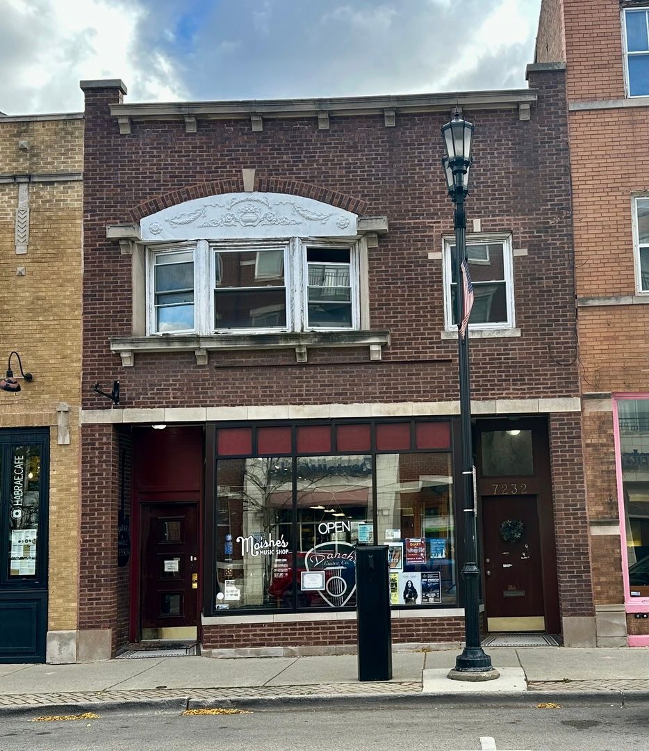 7232 Madison Street — Forest Park, IL 60130
