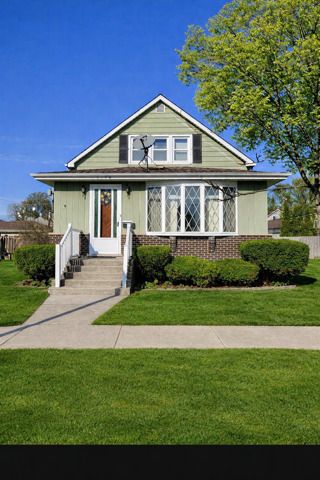 7710 66th Street, Bedford Park, IL 60501
