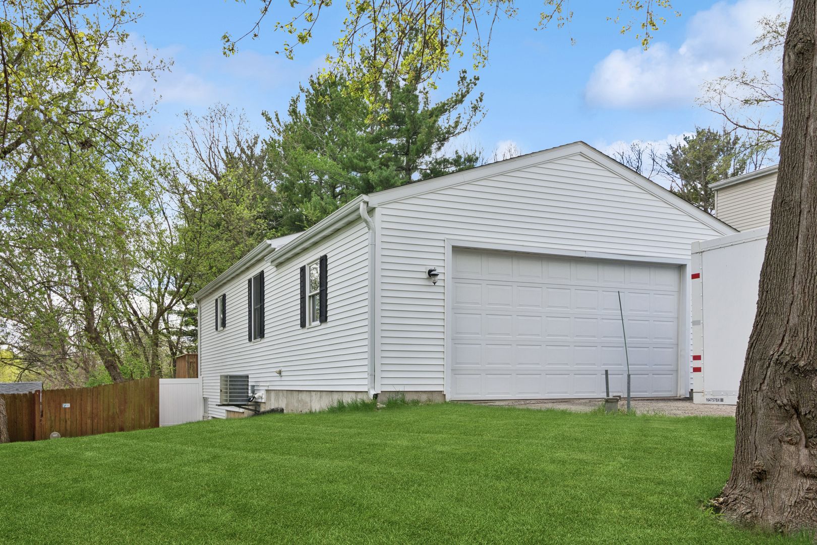 7509 Marblehead Road — Wonder Lake, IL 60097