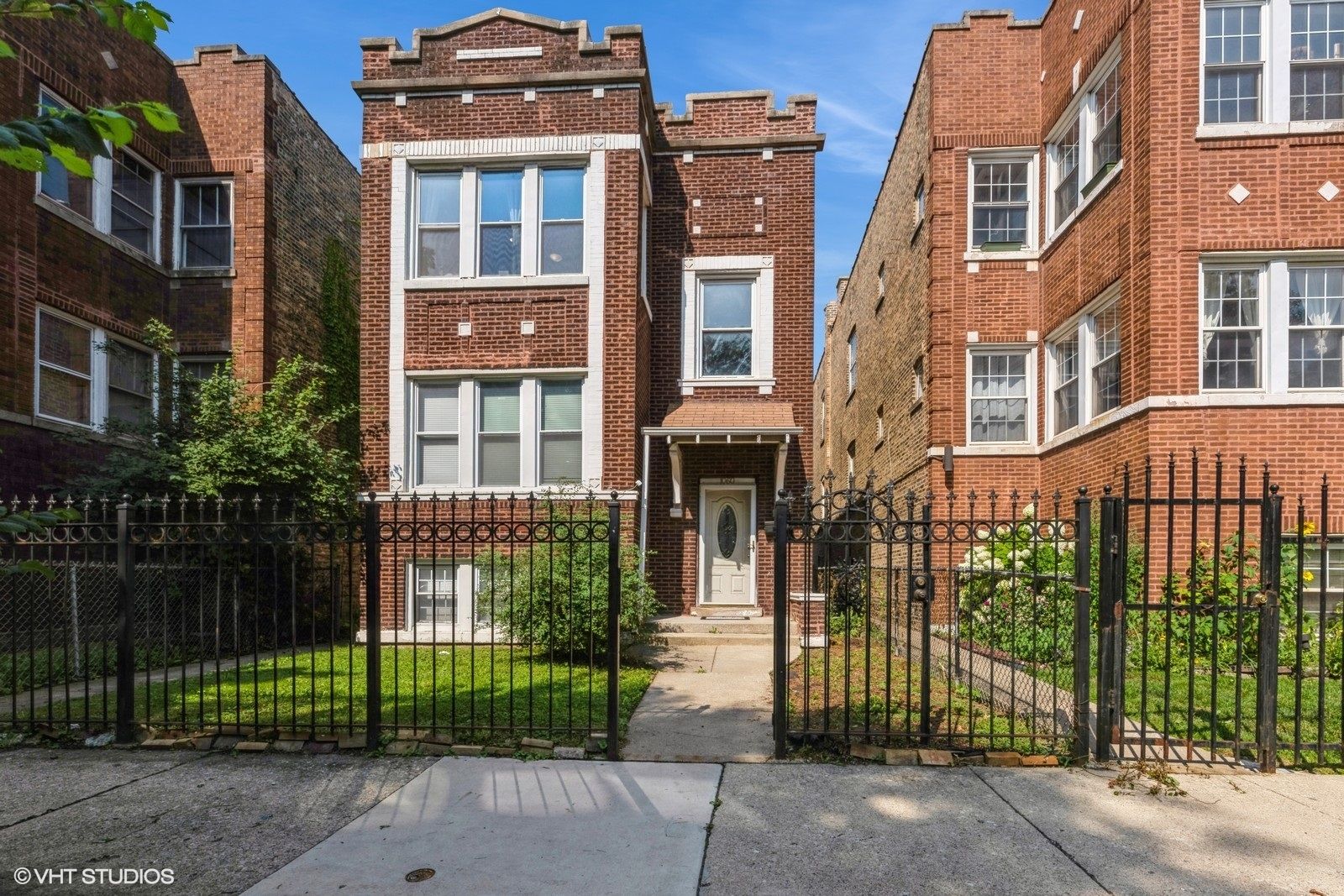 1060 N Spaulding Avenue #1 — Chicago, IL 60651