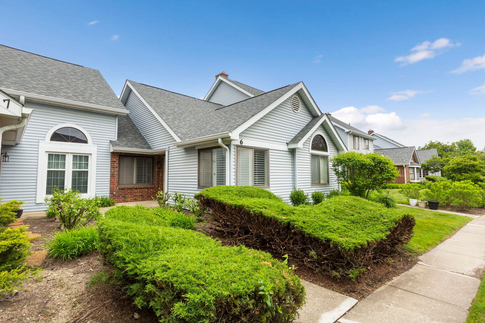 6 Hastings Lane #6 — Lincolnshire, IL 60069