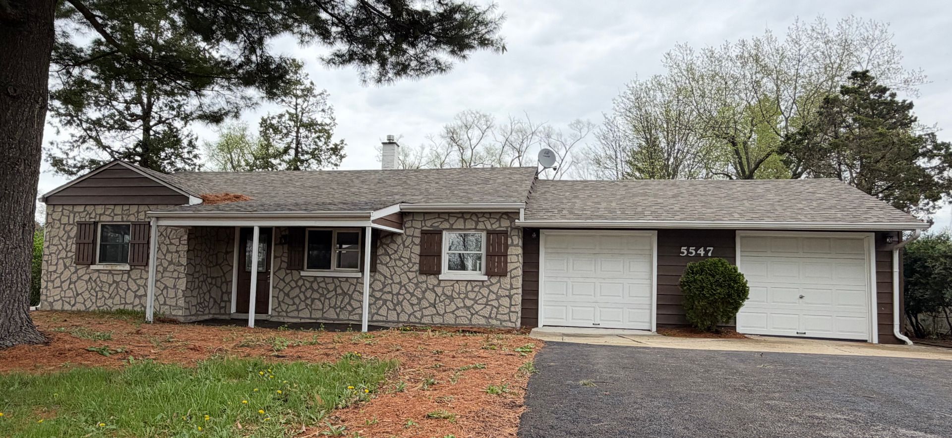 5547 S Peck Avenue — Countryside, IL 60525