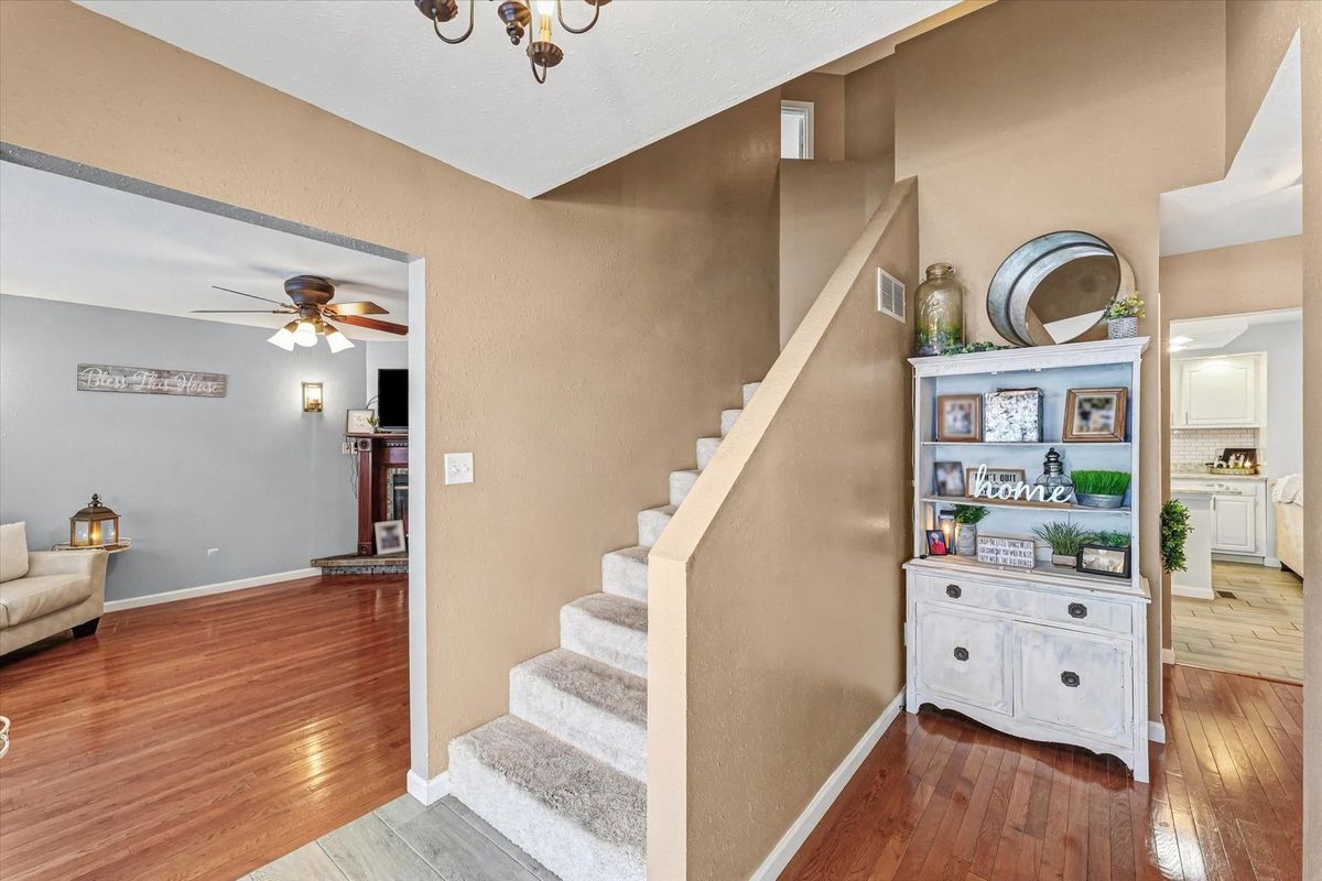 510 Winston Drive, St. Joseph, IL 61873
