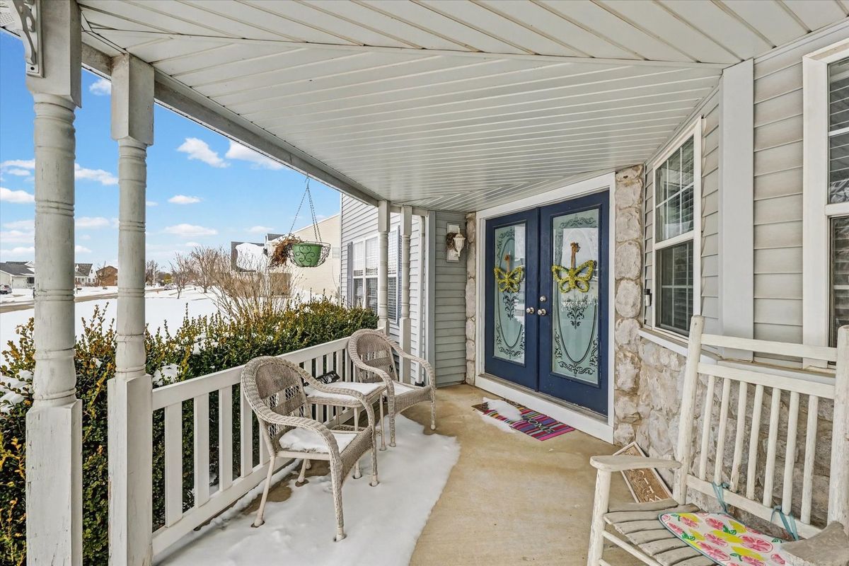 510 Winston Drive, St. Joseph, IL 61873