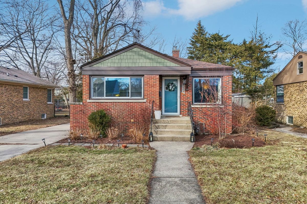 534 Hermitage Drive, Deerfield, IL 60015