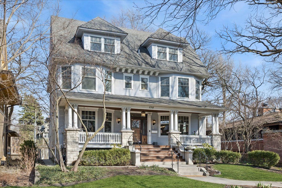 530 East Avenue, Oak Park, IL 60302