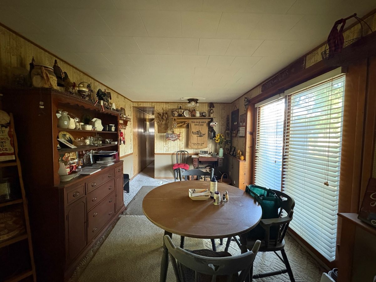 103 N Elm Street, Cambria, IL 62915