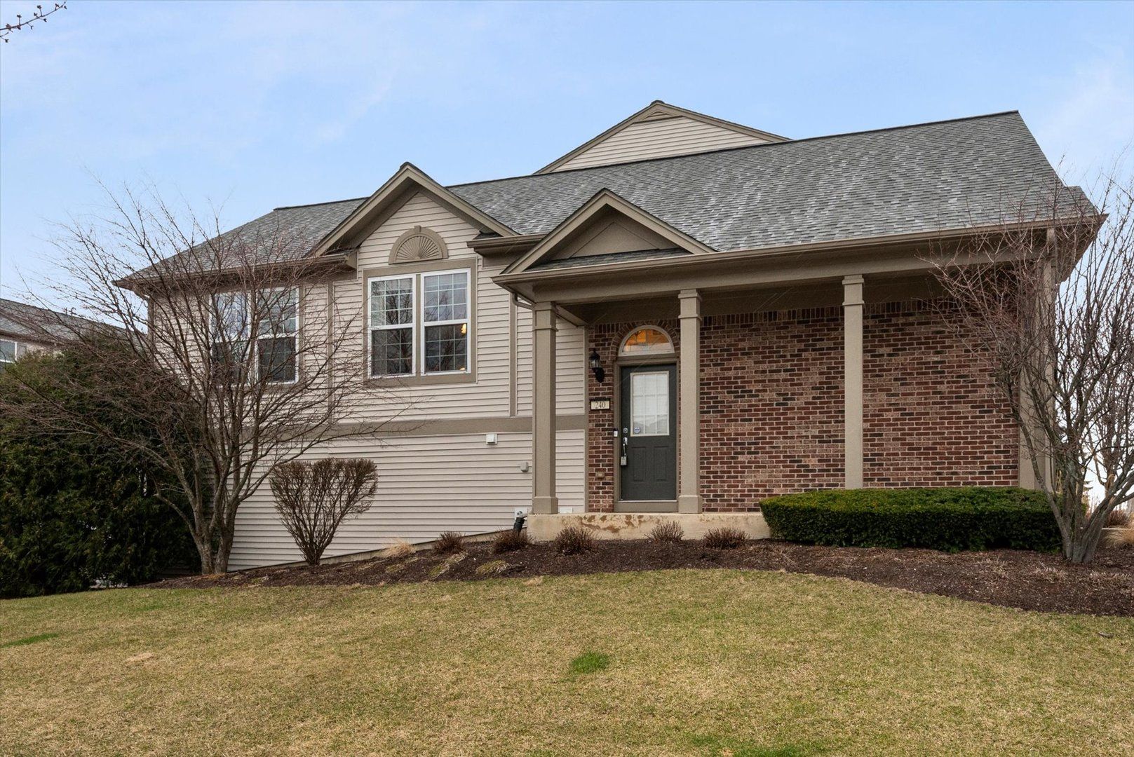 240 Devoe Drive — Oswego, IL 60543