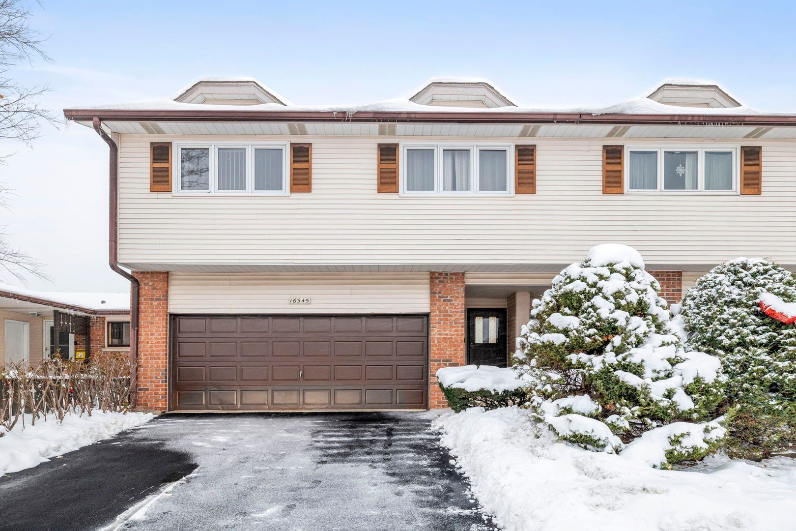 16345 Brementowne Drive — Tinley Park, IL 60477