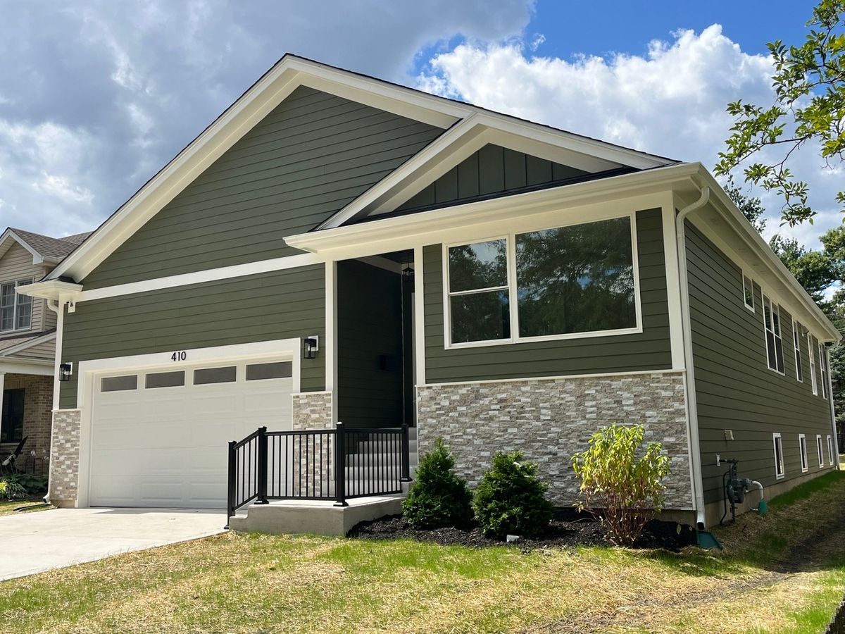 928 Michigan Avenue, Villa Park, IL 60181