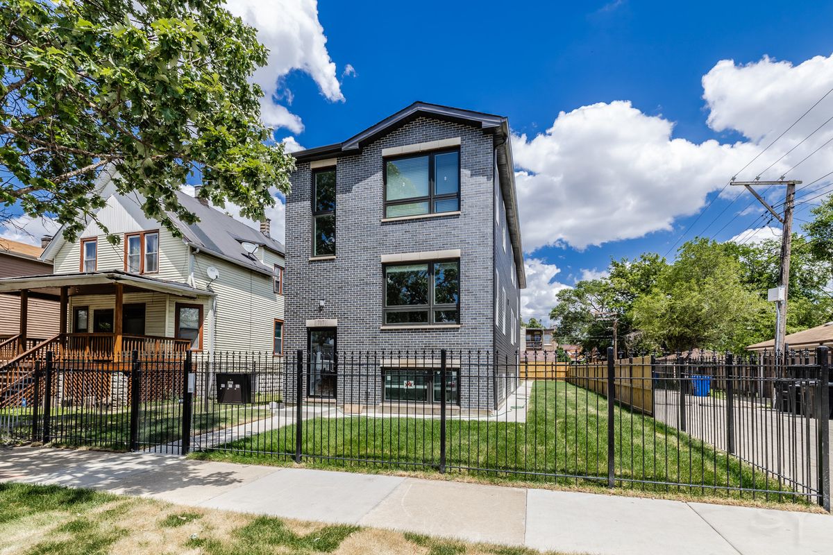 723 Waller Avenue, Chicago, IL 60644