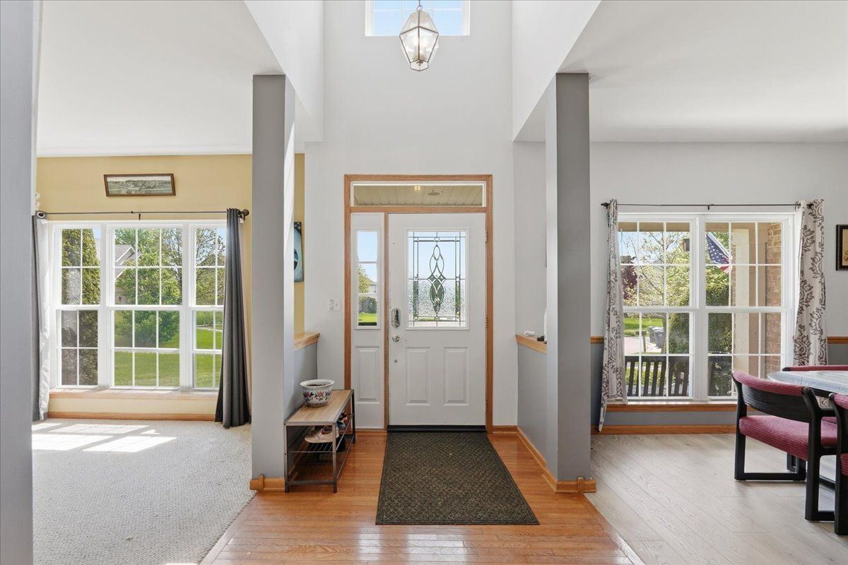 170 Cobbler Court, Sugar Grove, IL 60554