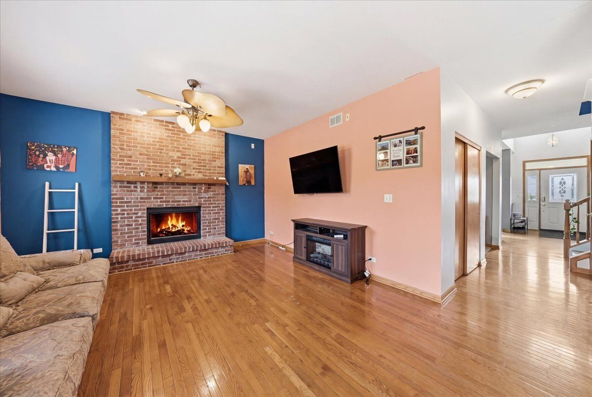170 Cobbler Court, Sugar Grove, IL 60554