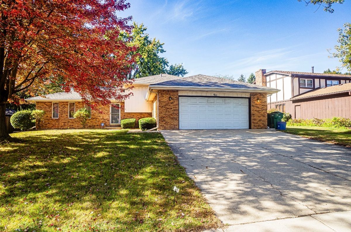 911 COLONADE Road, Shorewood, IL 60404