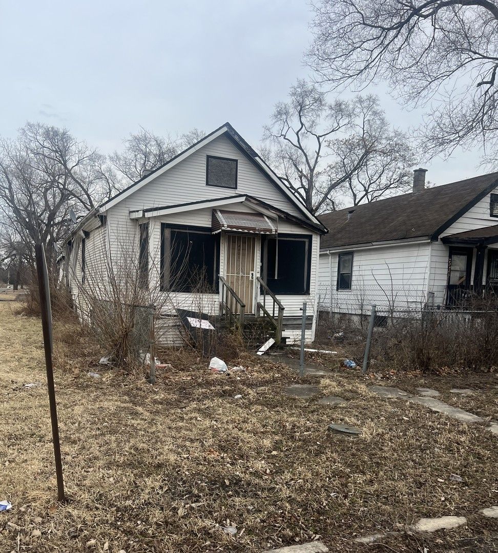 14801 Paulina Street, Harvey, IL 60426