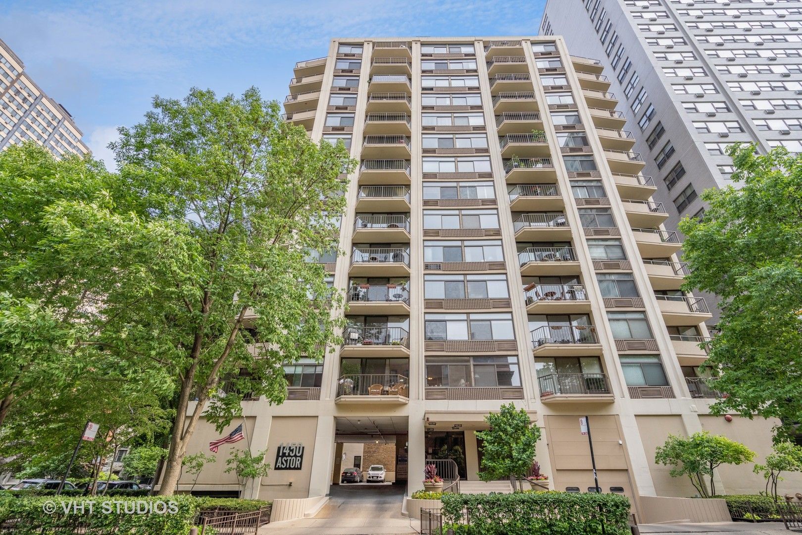 1450 N Astor Street #8C — Chicago, IL 60610