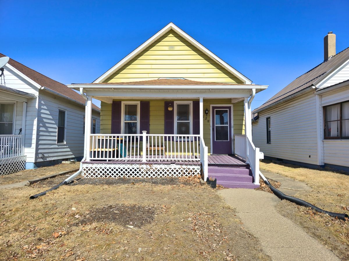 628 3rd Avenue, Clinton, IA 52732