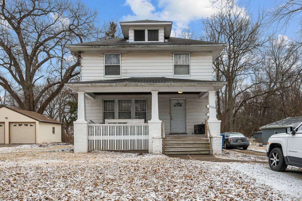 2324 18th B Street — Moline, IL 61265