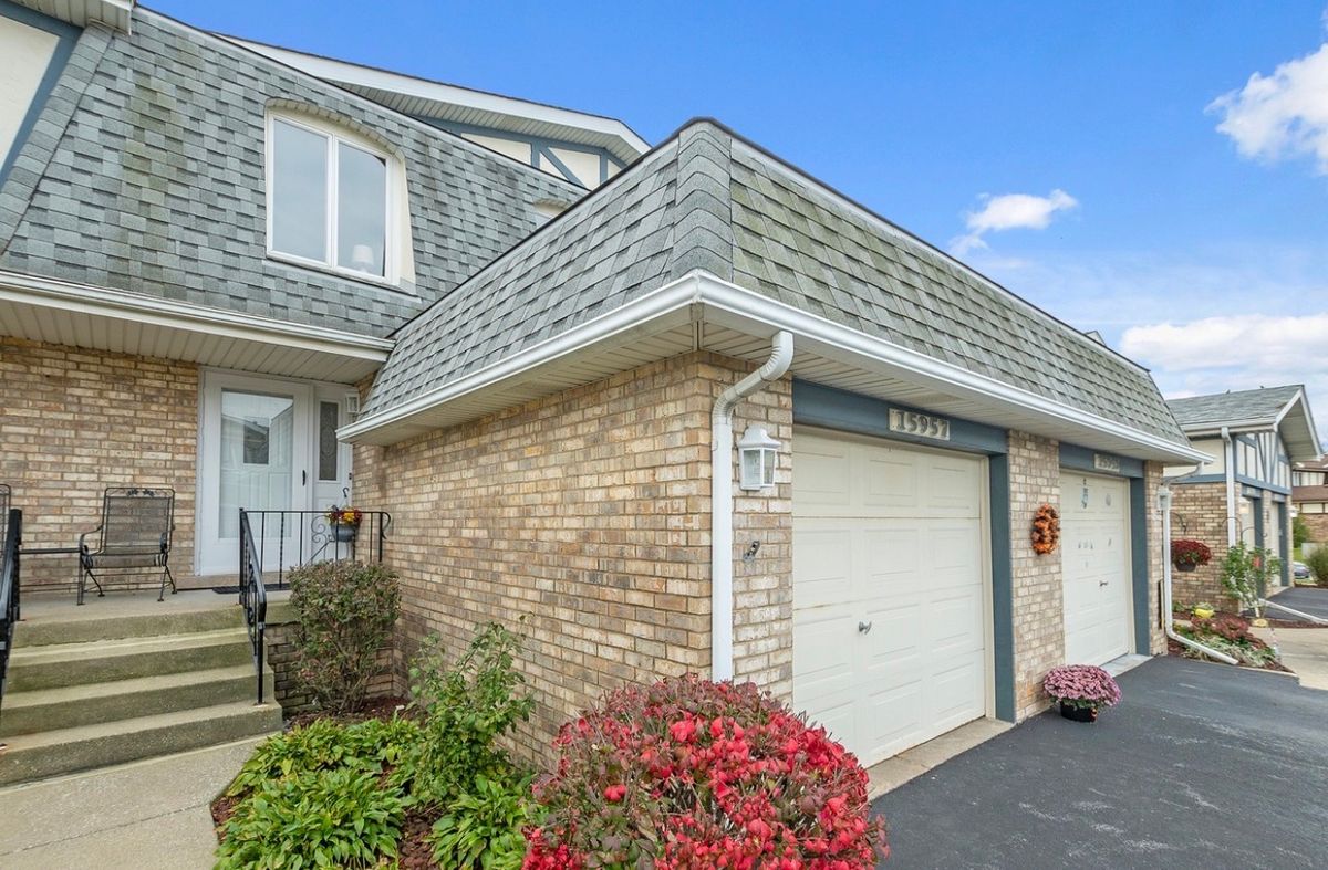 15957 78th Avenue, Tinley Park, IL 60477