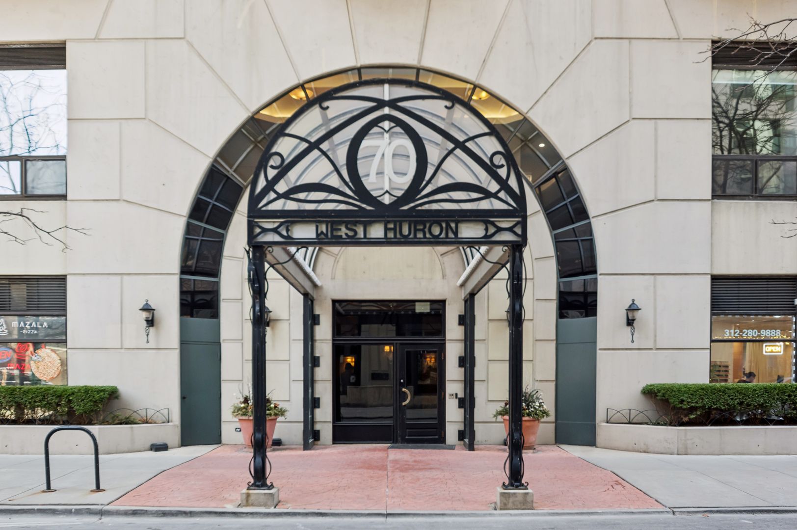 70 W Huron Street #1704 — Chicago, IL 60654