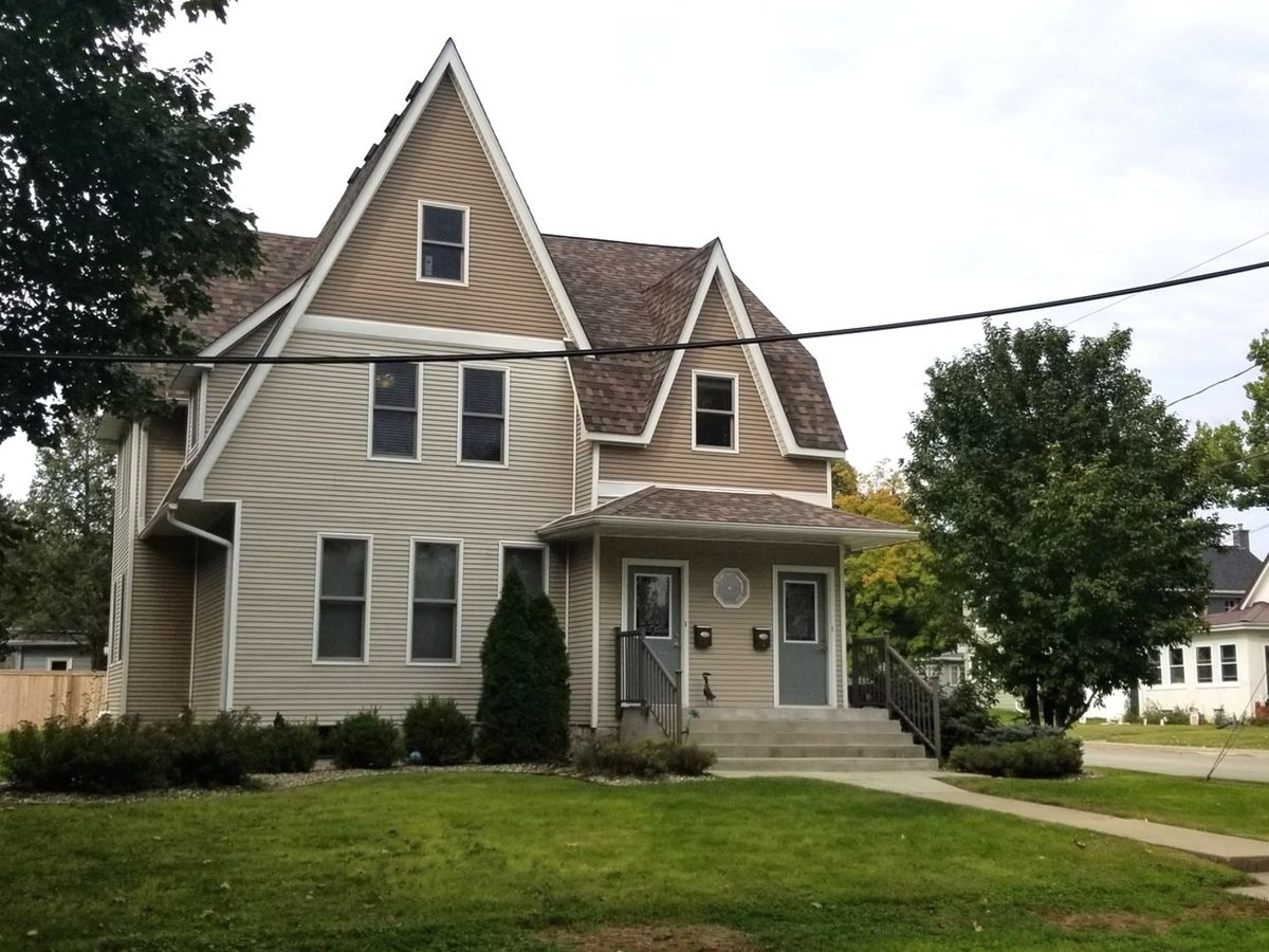 1045 Marquette Street, Lasalle, IL 61301