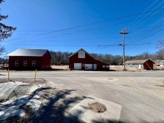 306 Mill Street — Mt. Carroll, IL 61053