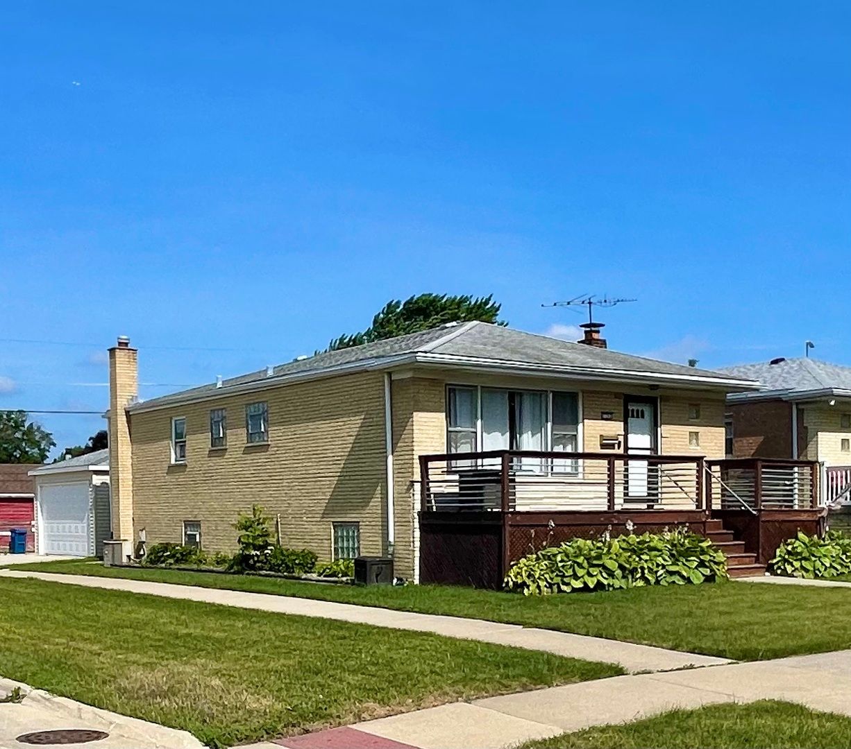 7752 Narragansett Avenue — Burbank, IL 60459