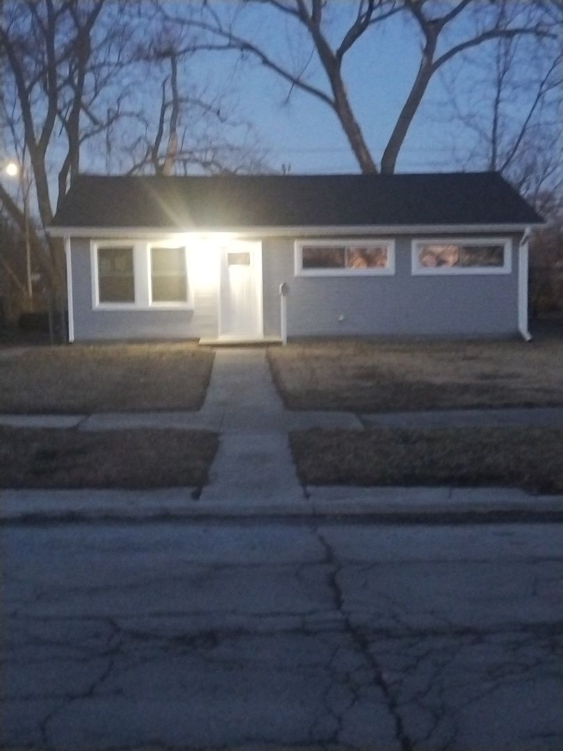 15133 S Honore Avenue — Harvey, IL 60426