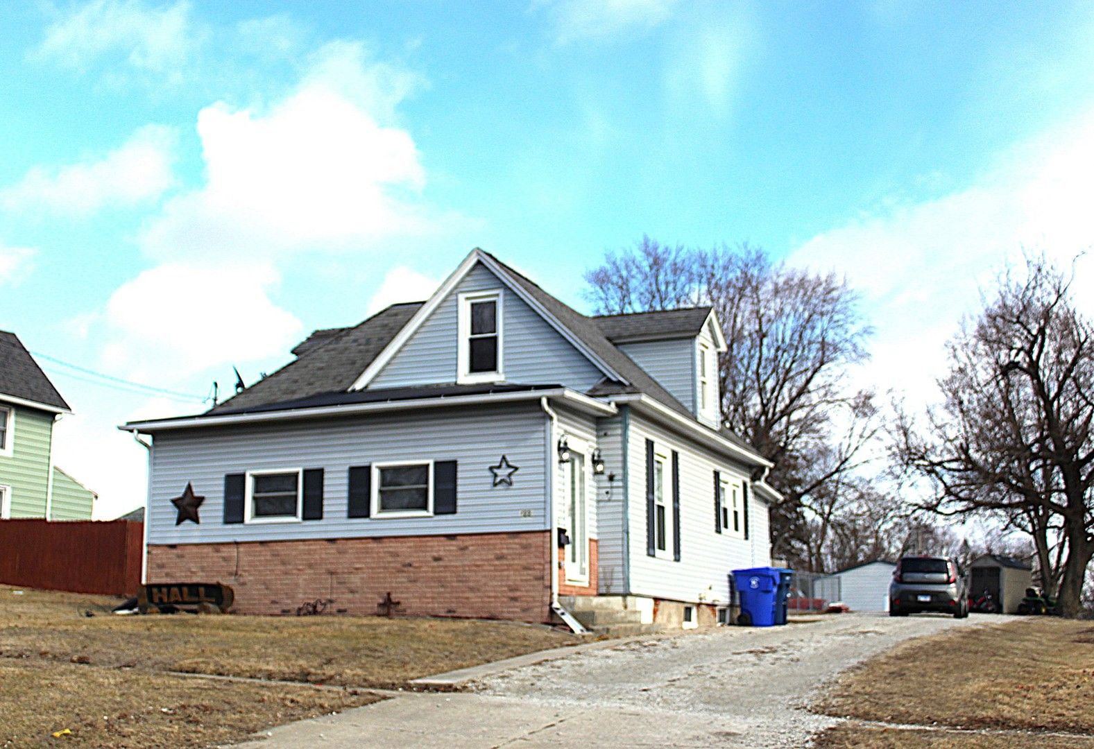 122 S. Beach Street — Kewanee, IL 61443