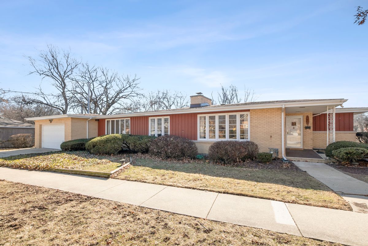 18515 Dundee Avenue, Homewood, IL 60430