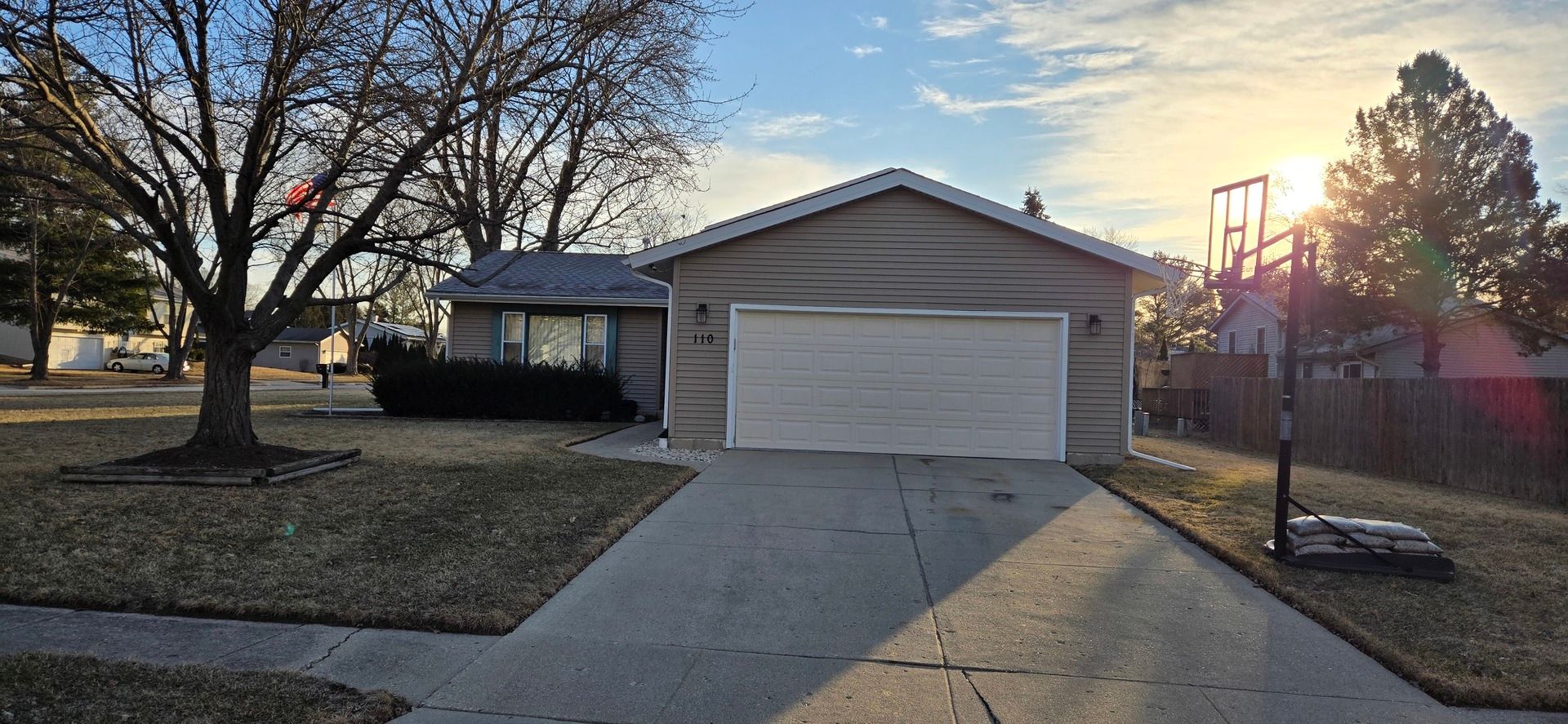 110 N Ashland Drive — McHenry, IL 60050