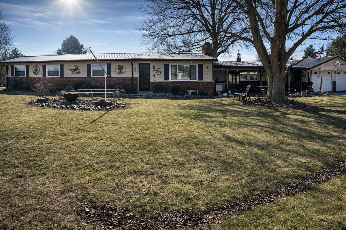 509 Morris Street, Thomasboro, IL 61878